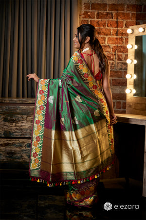 Bottle Green-Pink Dual Tone Kadhwa Buta Meenakari Border Pure Katan Silk Ektara Banarasi