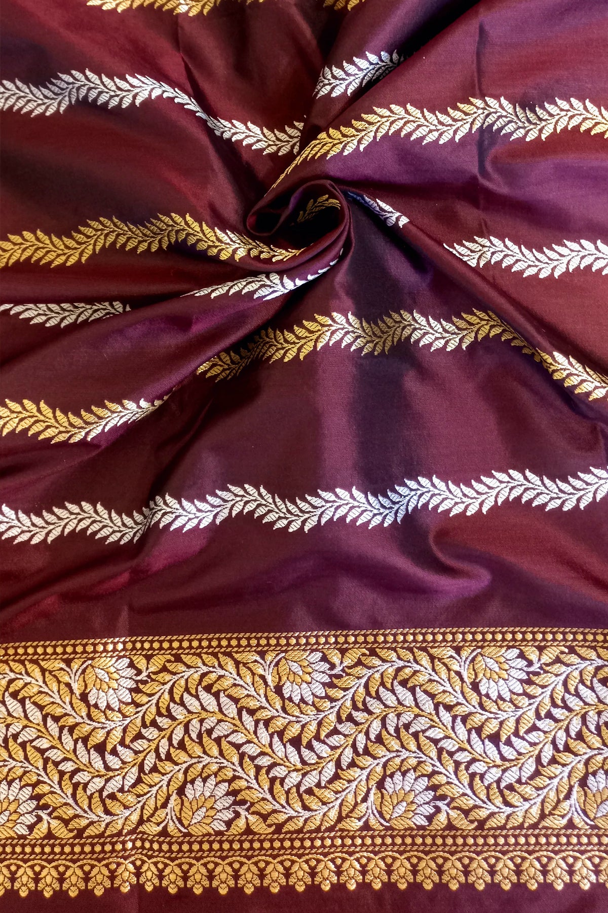 Coke-Maroon Leheriya Kadhwa Sona Rupa Pure Katan Banarasi