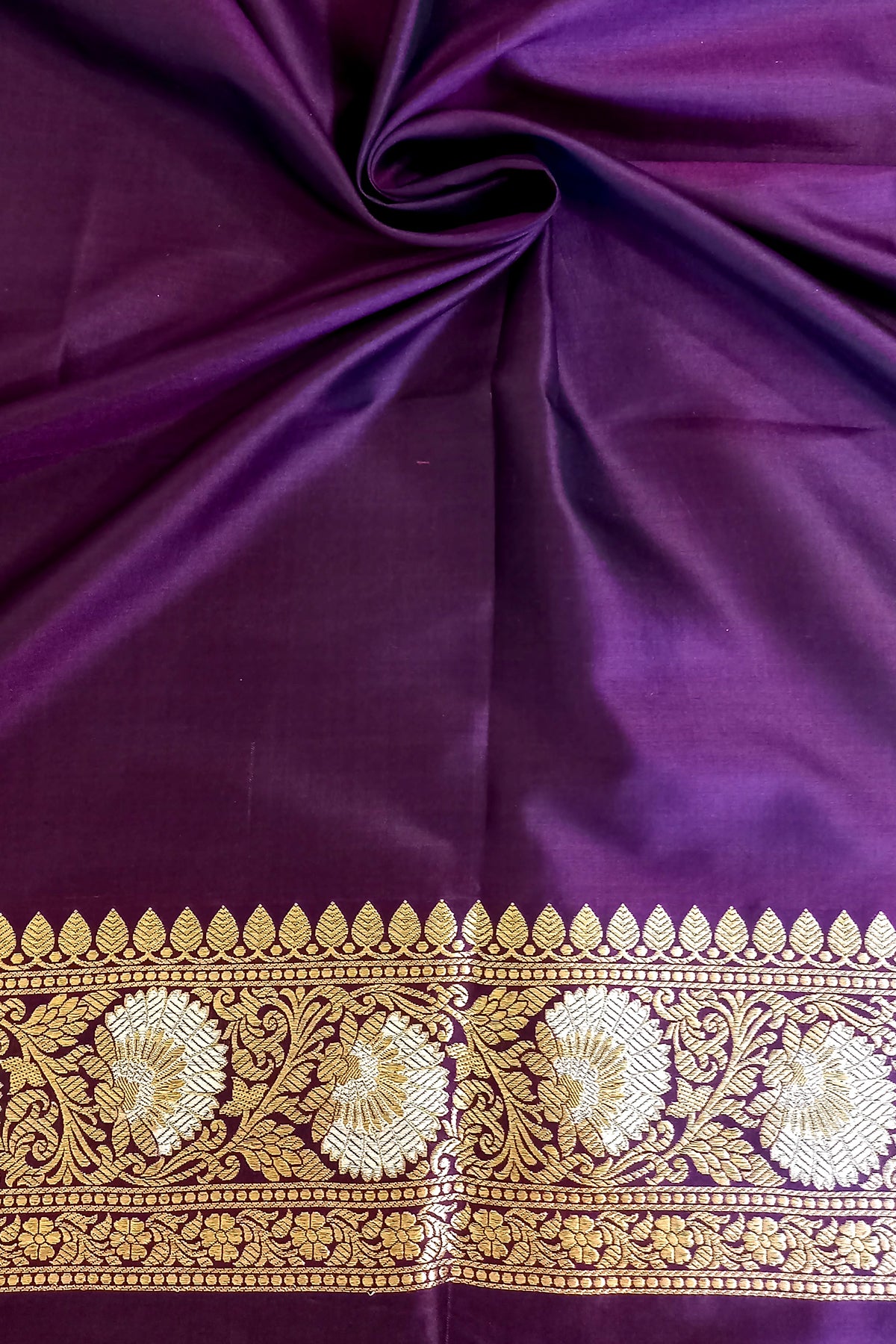 Wine Sona Rupa Zari Pure Katan Banarasi