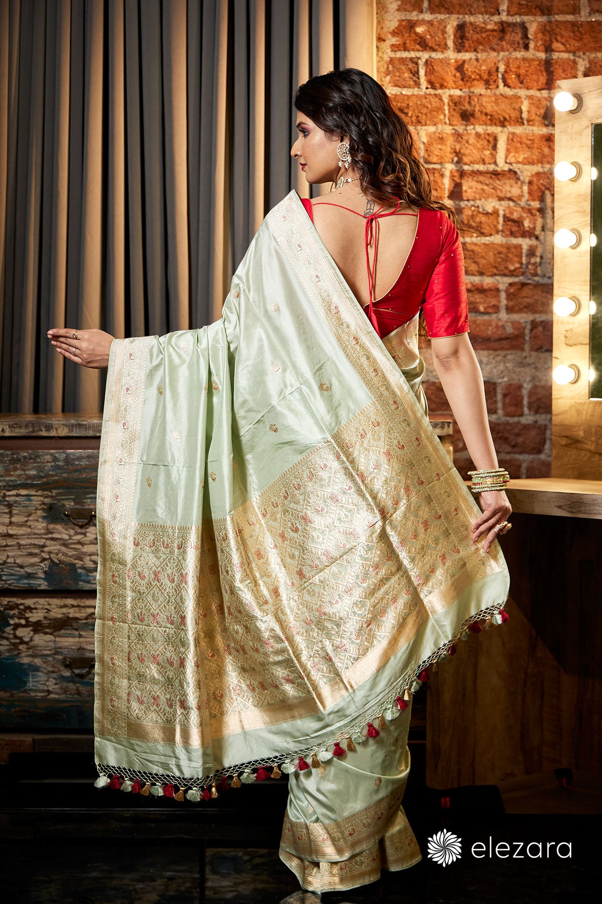 Powder Blue Kadhwa Buti Pure Katan Silk Ektara Banarasi