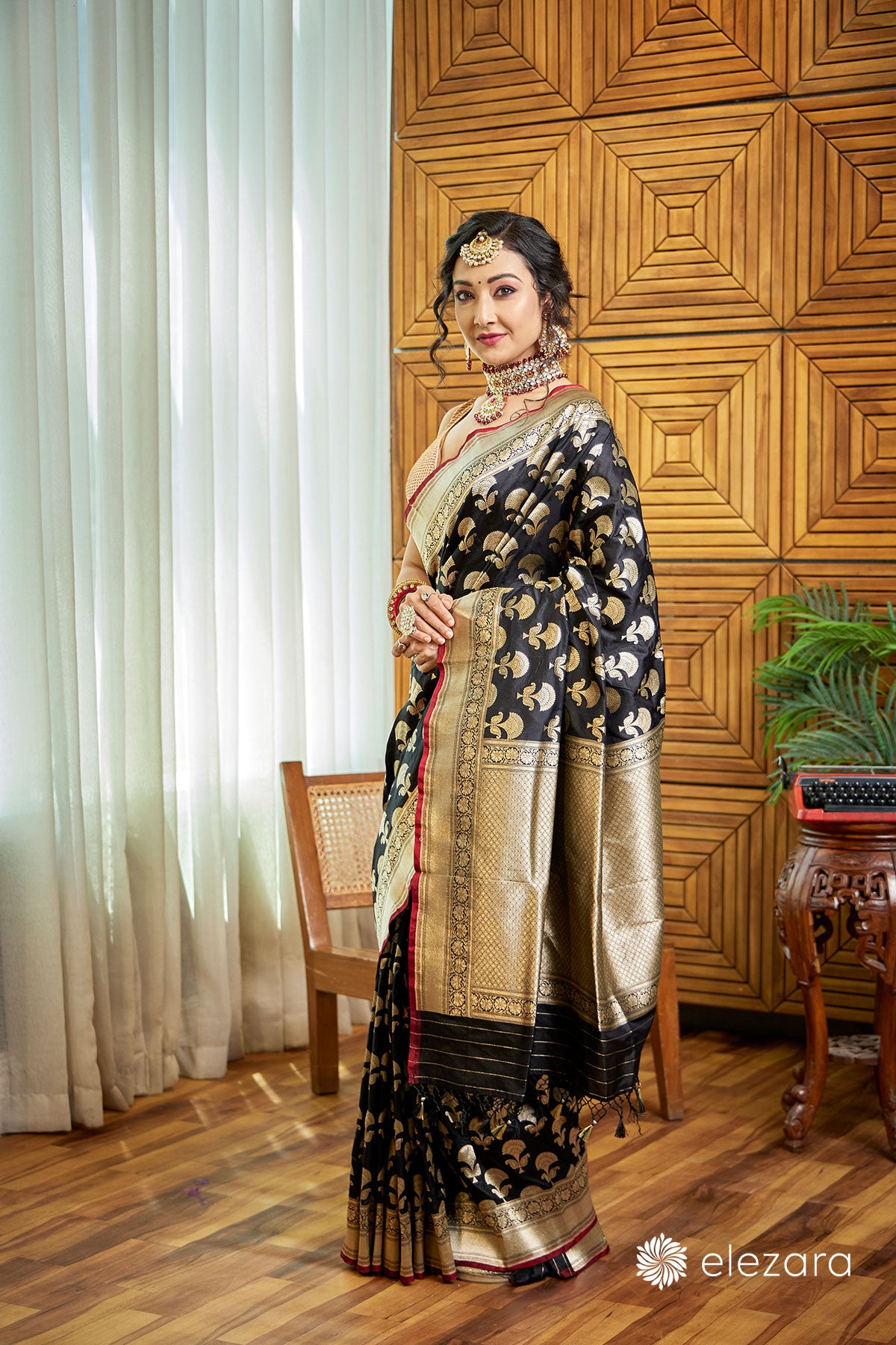 Black Floral Buta Pure Katan Silk Banarasi