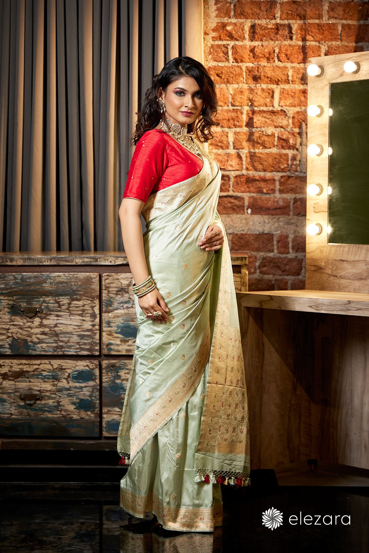 Powder Blue Kadhwa Buti Pure Katan Silk Ektara Banarasi