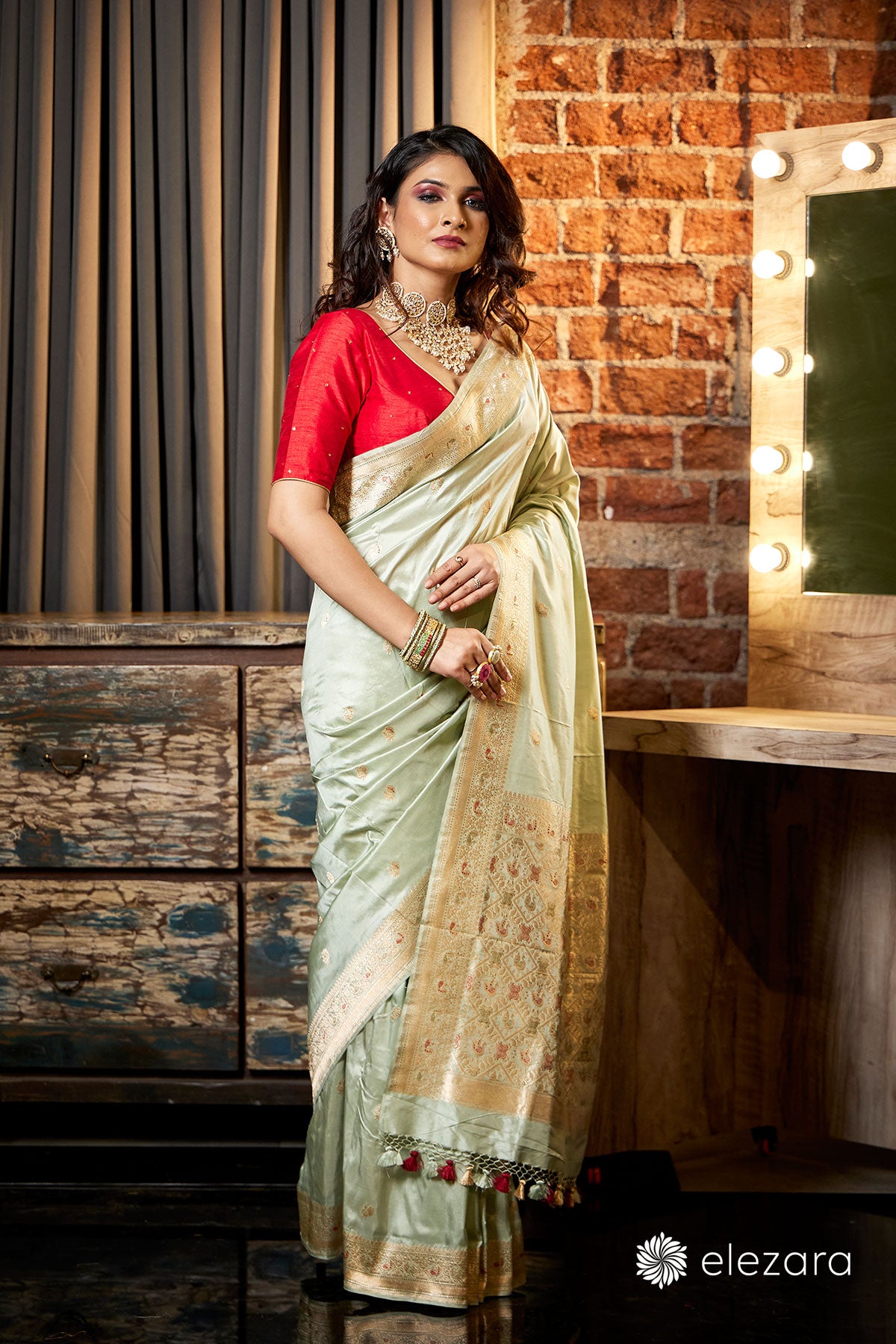 Powder Blue Kadhwa Buti Pure Katan Silk Ektara Banarasi