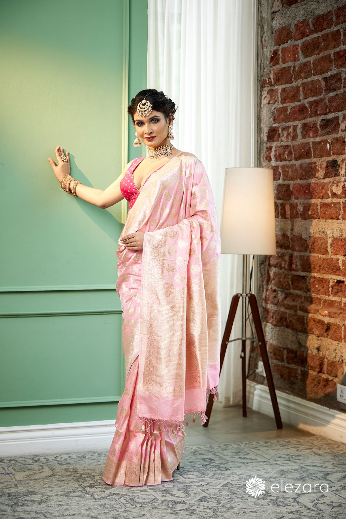 Blush Pink Floral Buta Pure Katan Silk Banarasi