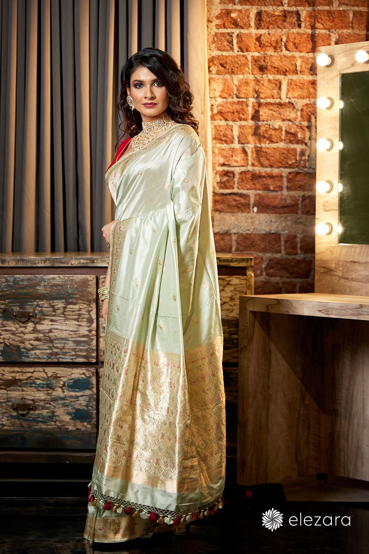 Powder Blue Kadhwa Buti Pure Katan Silk Ektara Banarasi