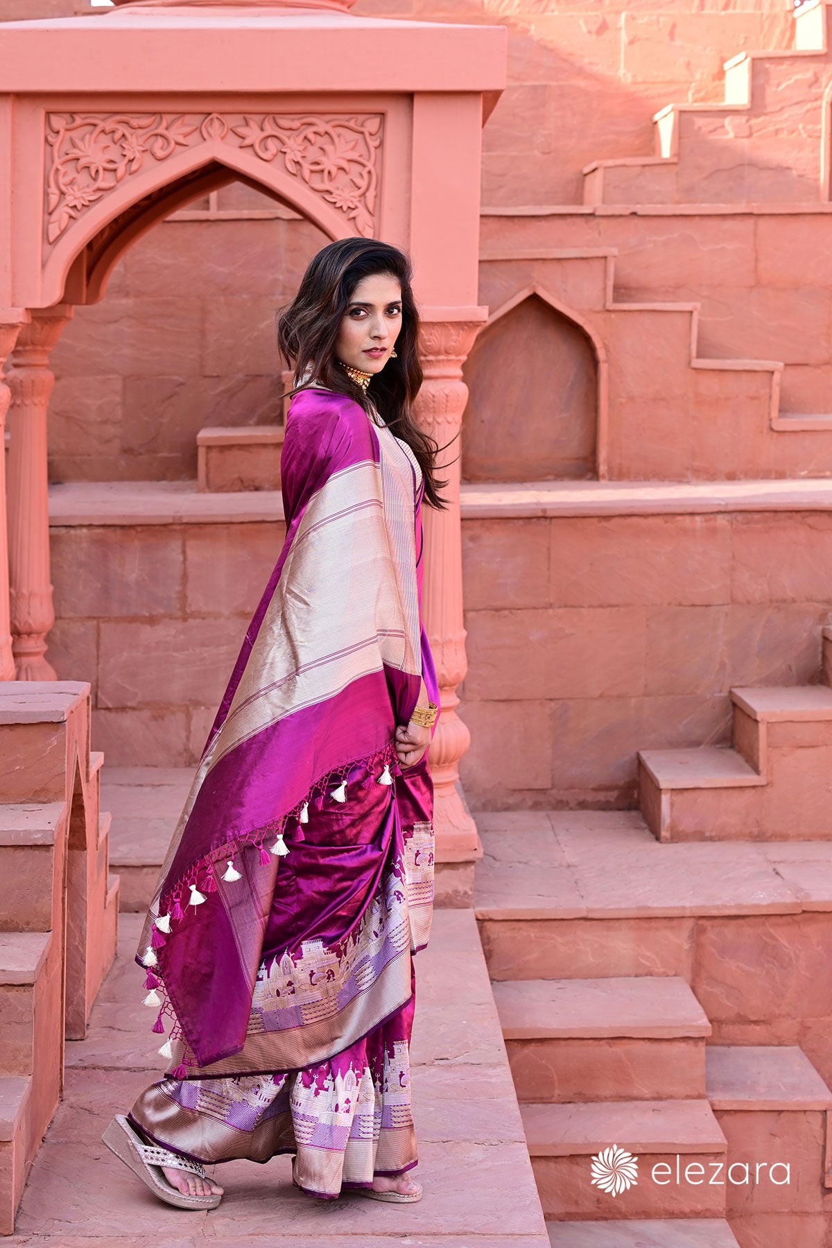 Wine Kashighat Kadhwa Pure Katan Silk Banarasi