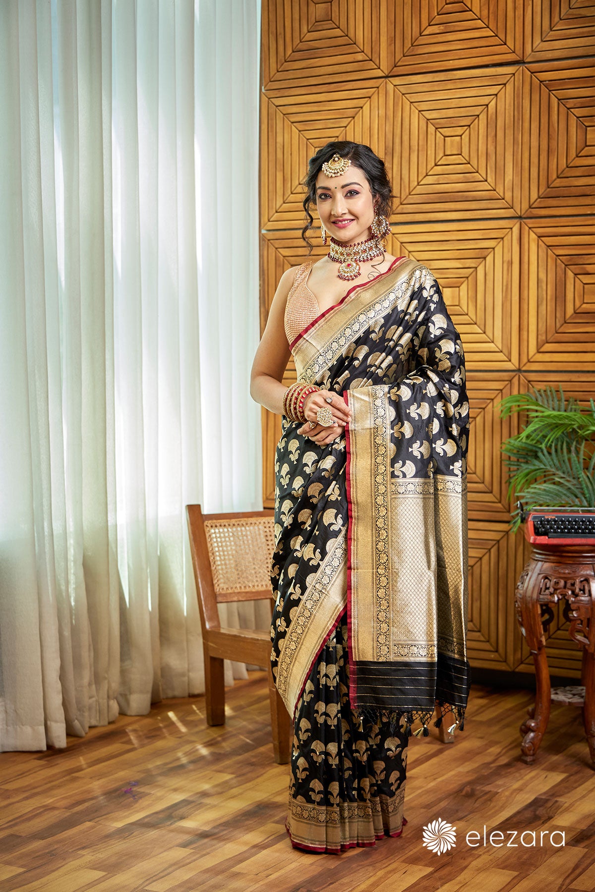 Black Floral Buta Pure Katan Silk Banarasi