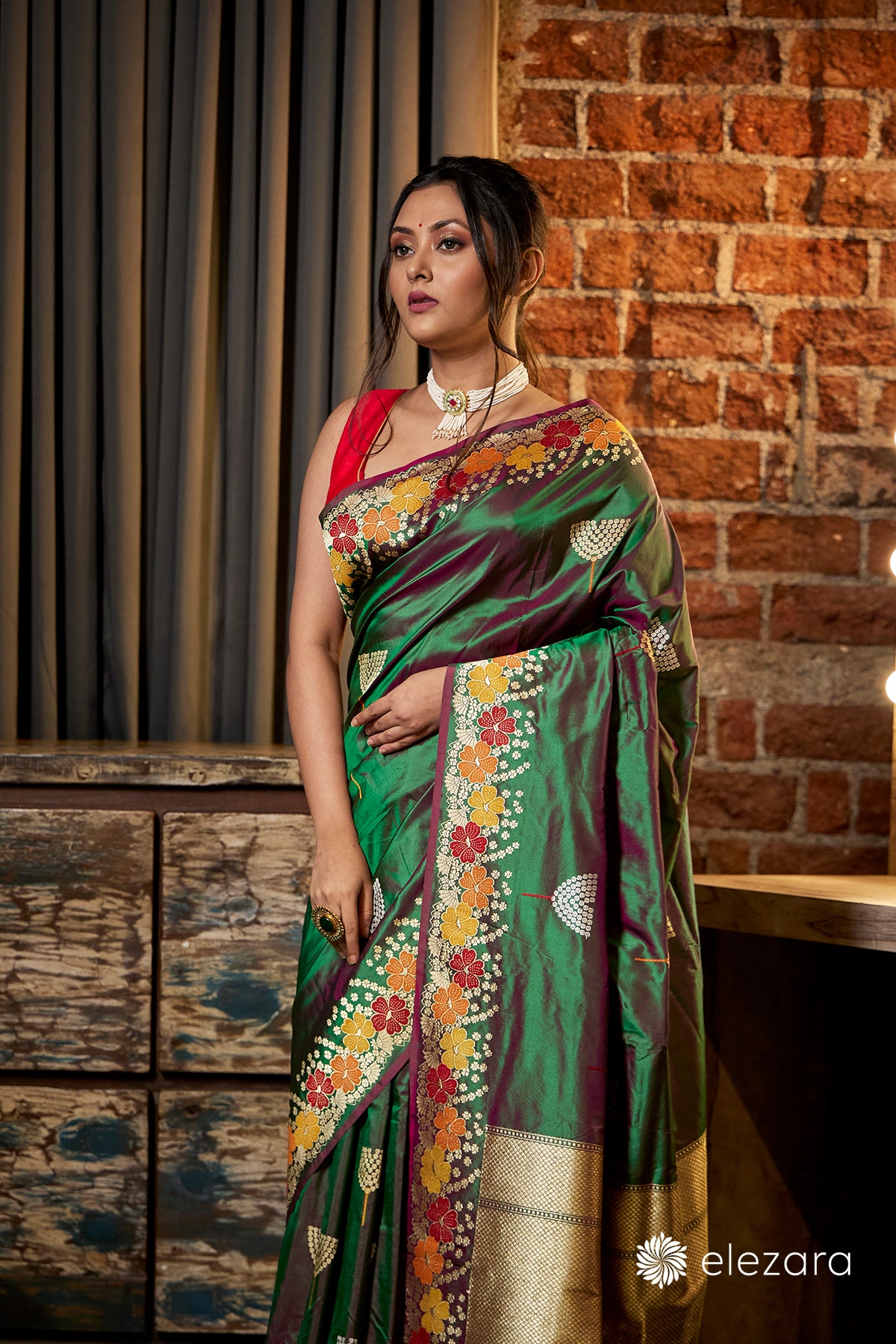 Bottle Green-Pink Dual Tone Kadhwa Buta Meenakari Border Pure Katan Silk Ektara Banarasi