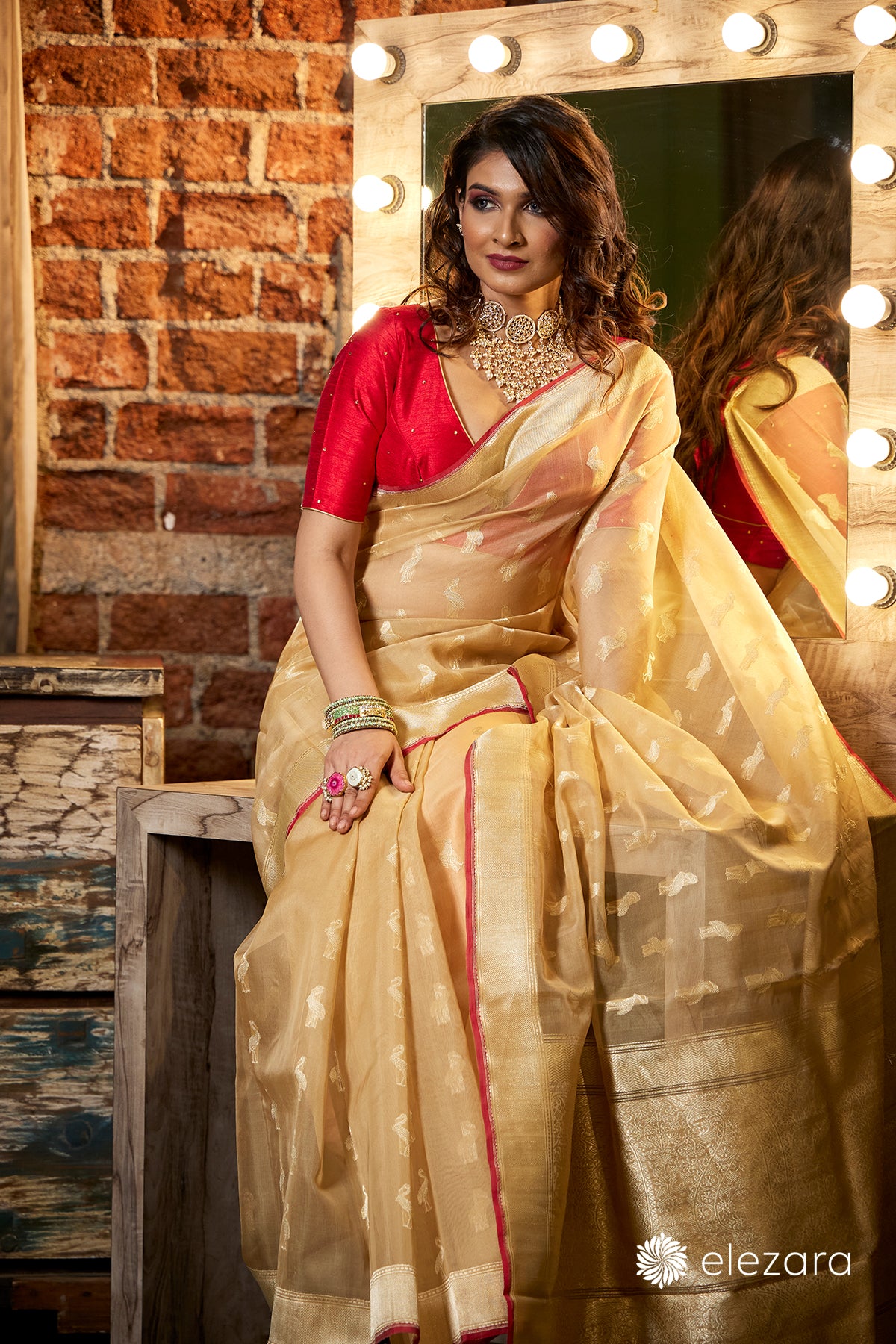 Off-white Kadhwa Flamingo Buta Pure Kora Handwoven Silk