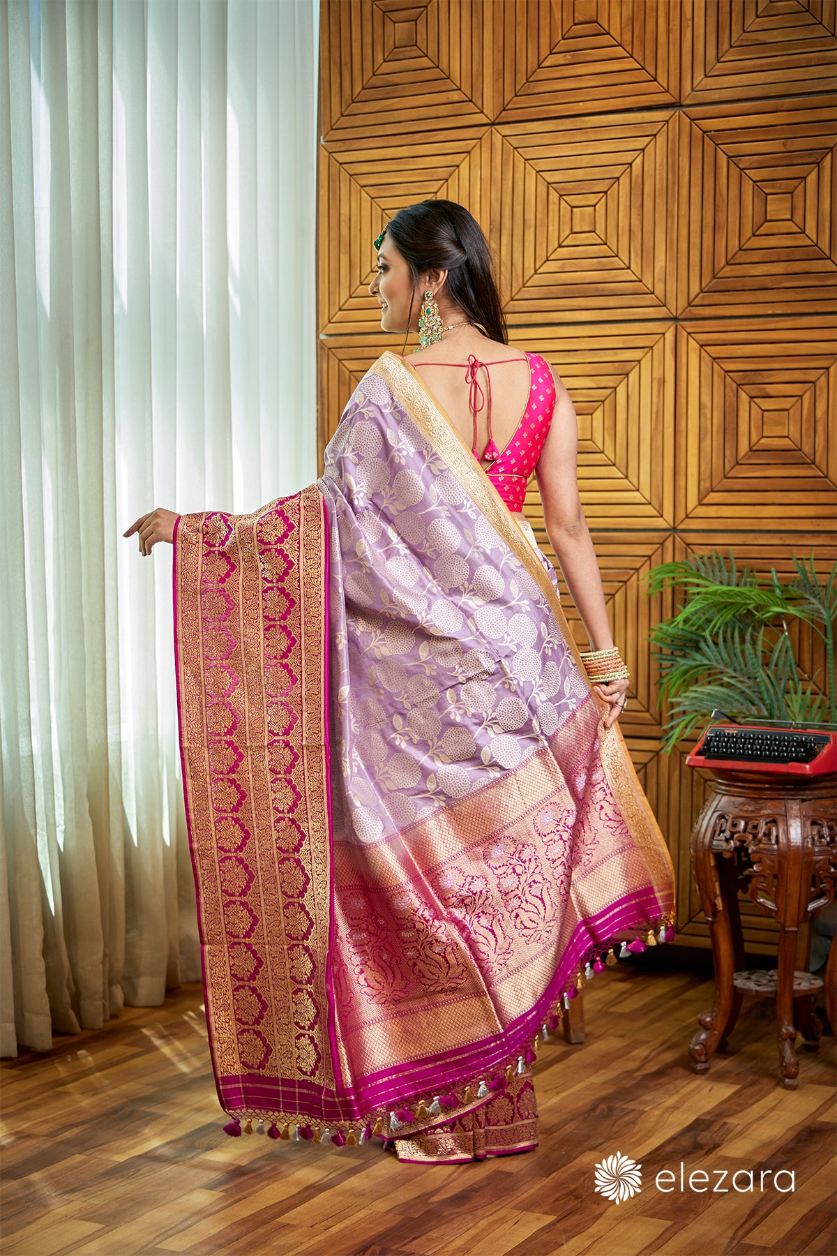 Grey- Magenta border Sona Zari Pure Katan Silk Mughal Banarasi