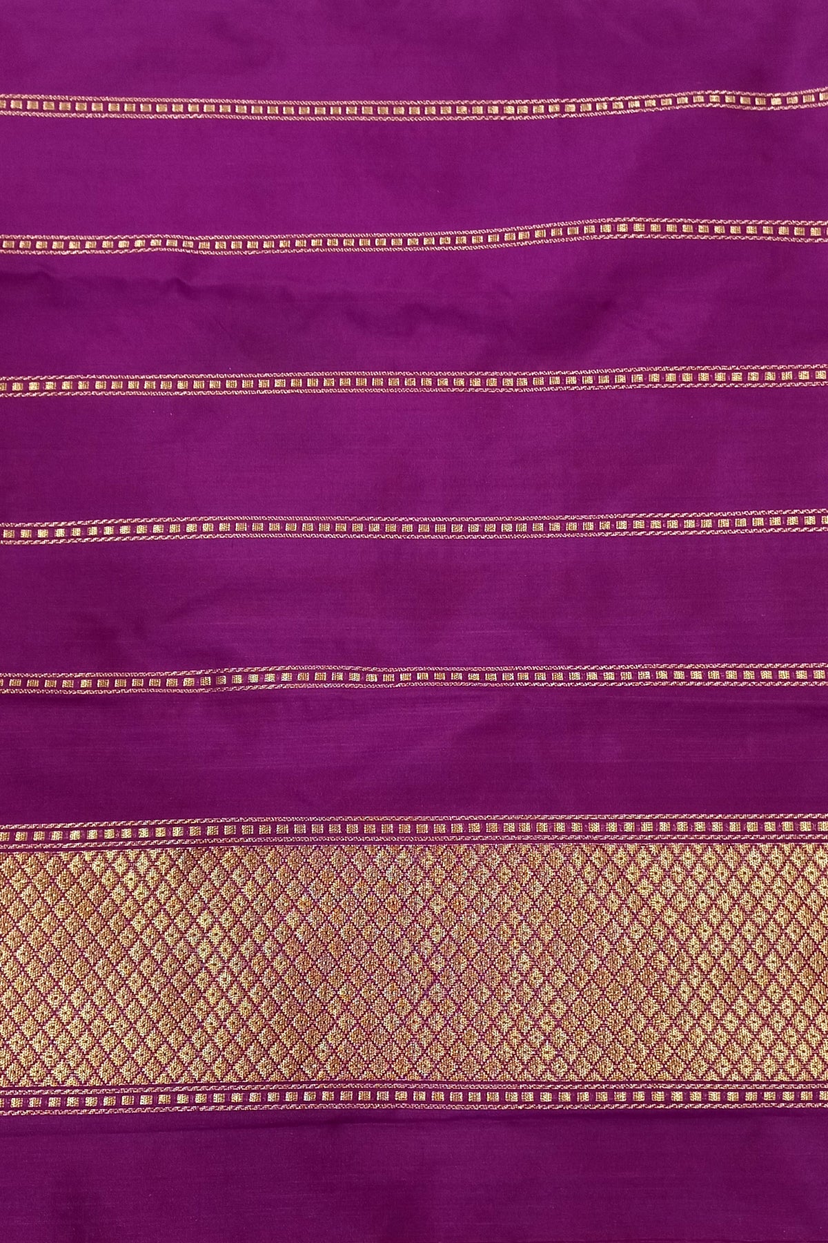 Grey- Magenta border Sona Zari Pure Katan Silk Mughal Banarasi