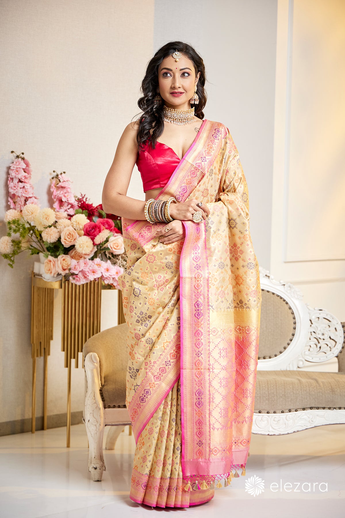 Handwoven Off white Pure Katan Patola Silk Banarasi