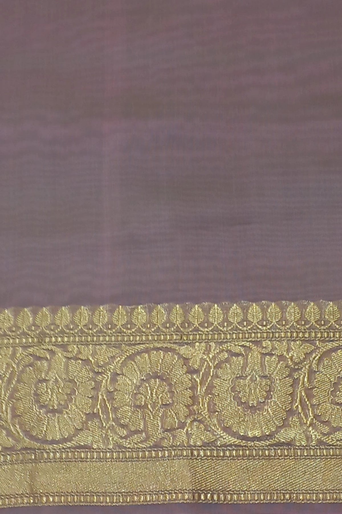 Light Green Kadhwa Buta with contrast levender border Pure Kora Handwoven Silk