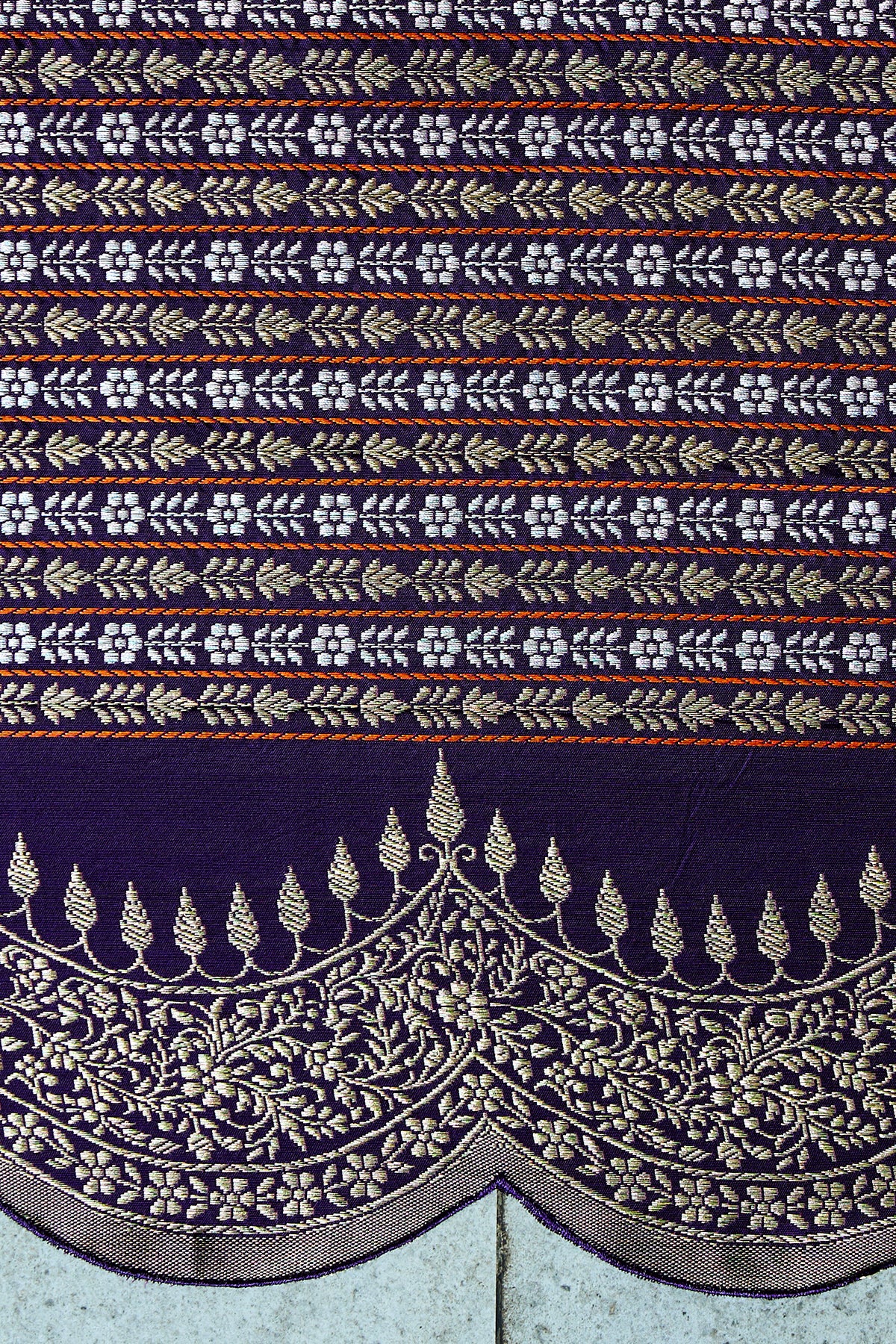 Orange Scallop border with Sona zari Pure Katan Silk Banarasi