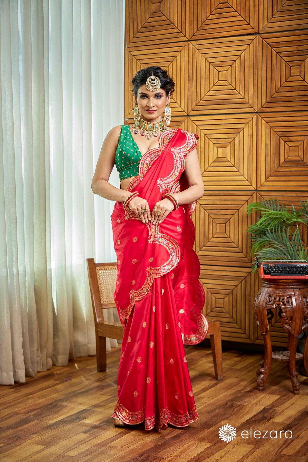 Red Scallop border with Sona zari Pure Katan Silk Banarasi