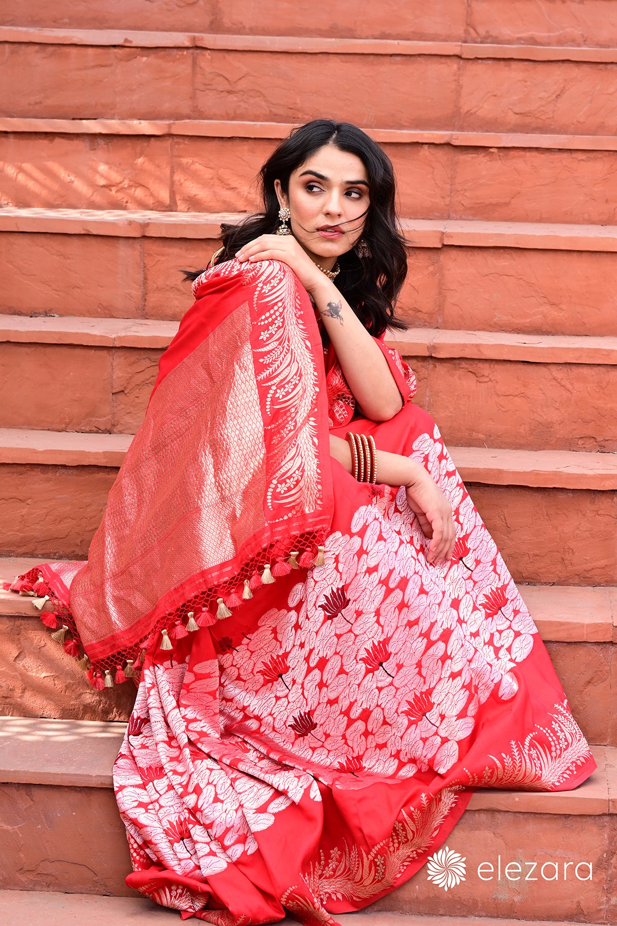 Red Sona Rupa Zari Kadhwa Meenakari Pure Katan Silk Banarasi