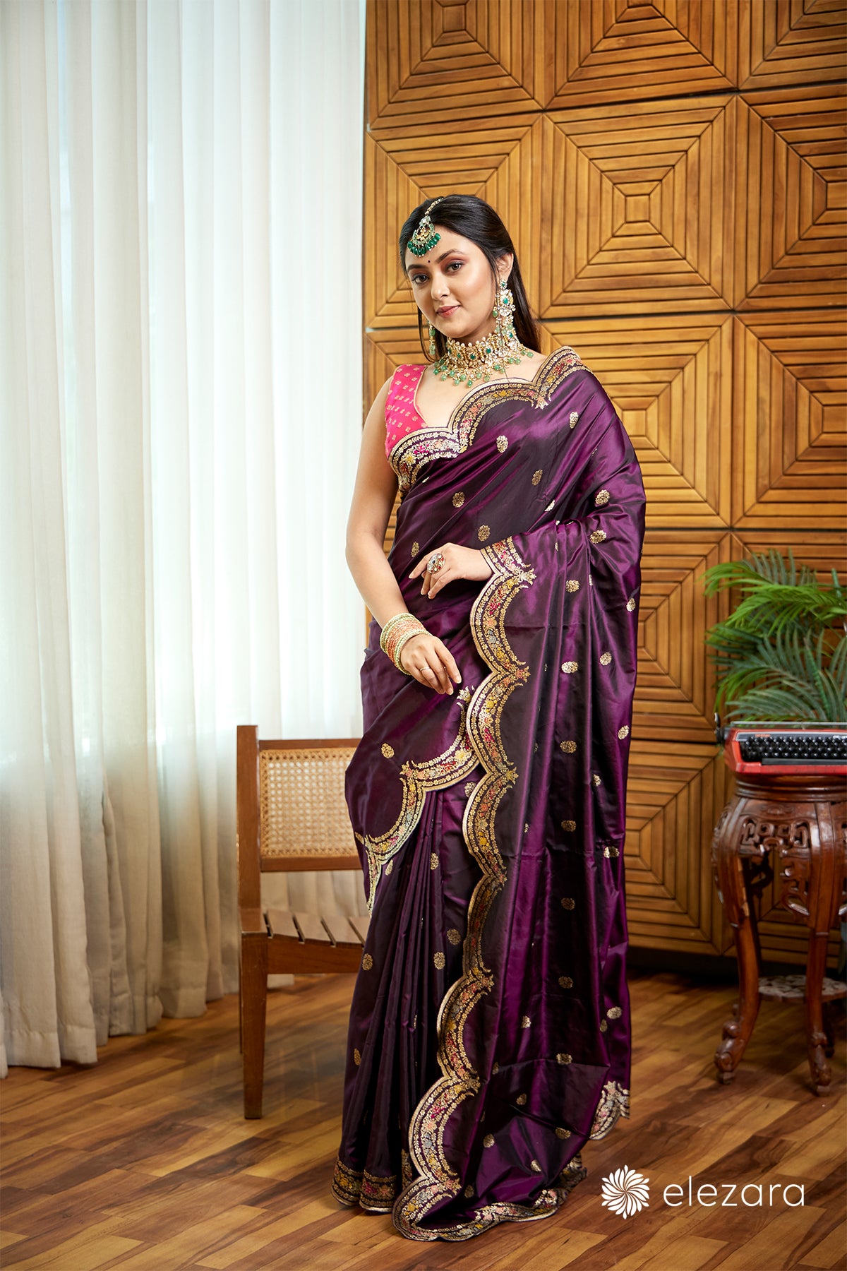 Dark Wine Scallop border with Sona zari Pure Katan Silk Banarasi