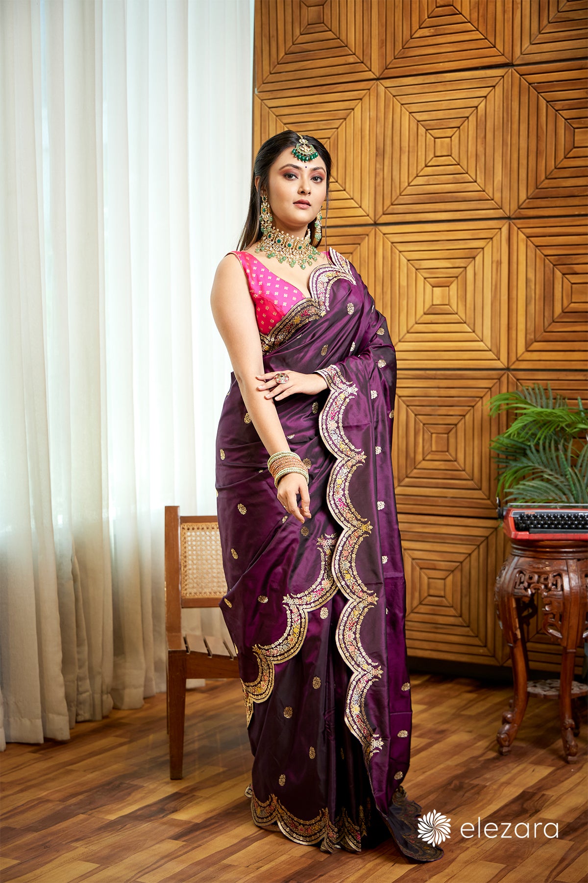 Dark Wine Scallop border with Sona zari Pure Katan Silk Banarasi