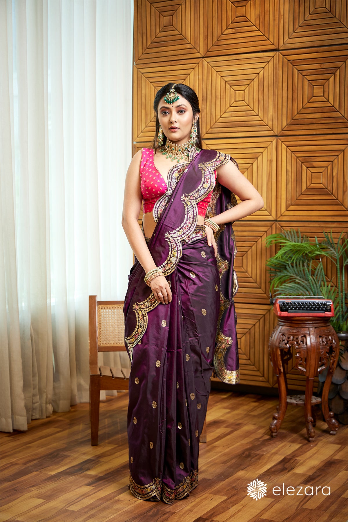 Dark Wine Scallop border with Sona zari Pure Katan Silk Banarasi