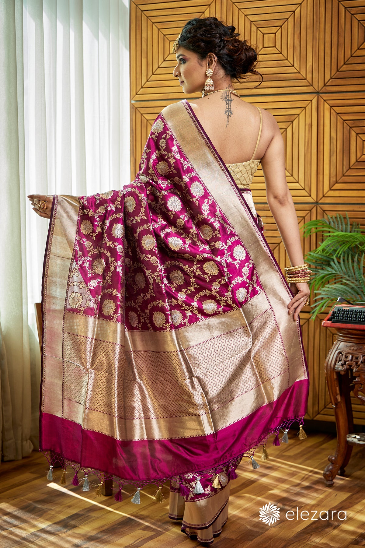 Wine Sona Rupa Zari Pure Katan Silk Banarasi